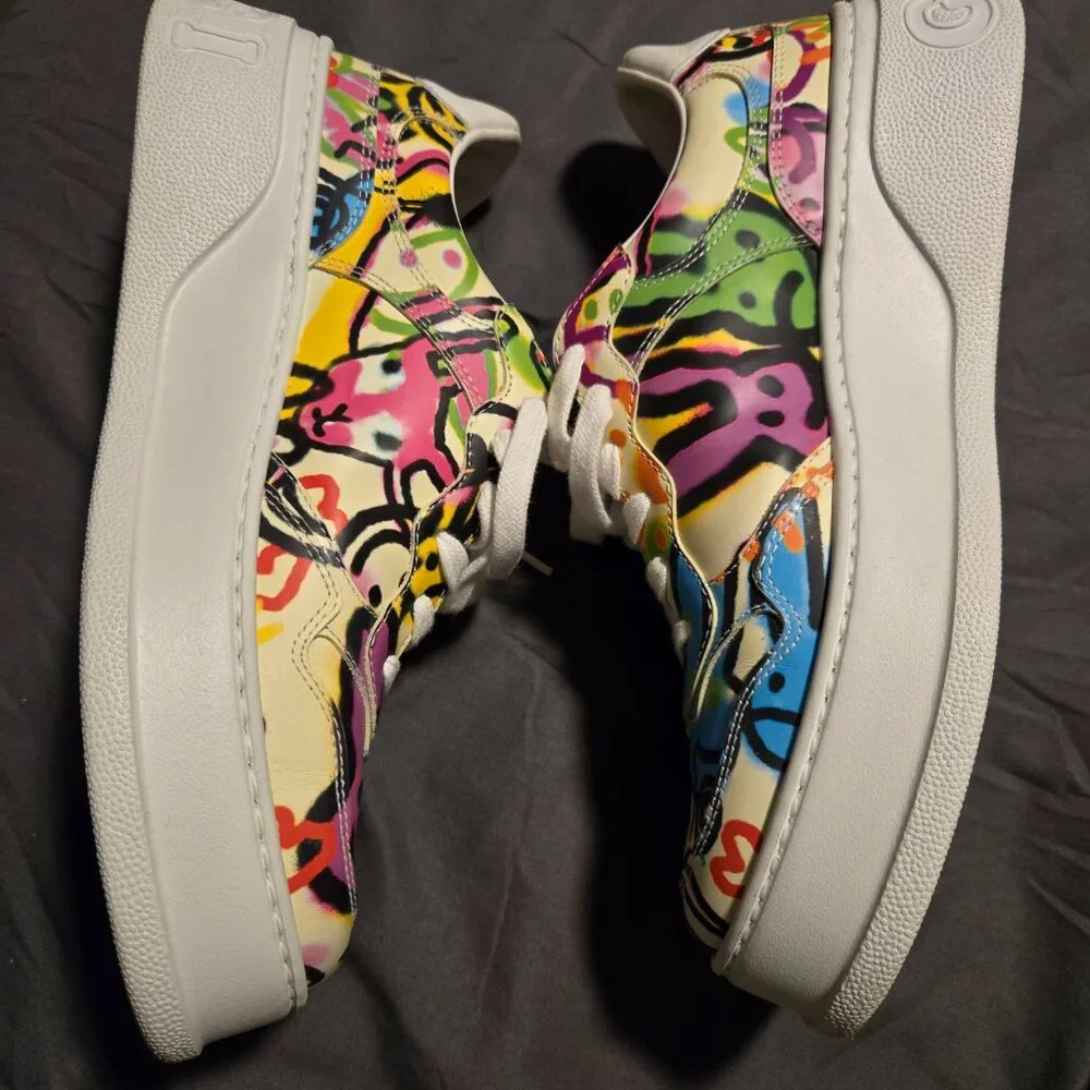Womens Gucci Bunny Graffiti Platform Sneaker - Picture 4 of 8